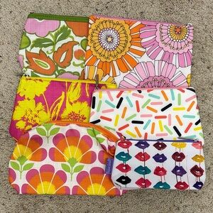 6 Clinique makeup bags